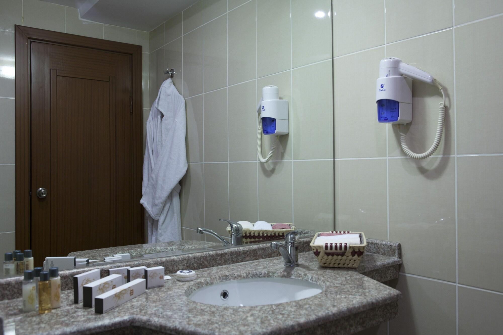 Atalay Hotel Ankara Exteriör bild